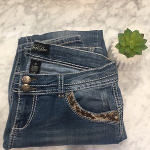 Low rise skinny jeans